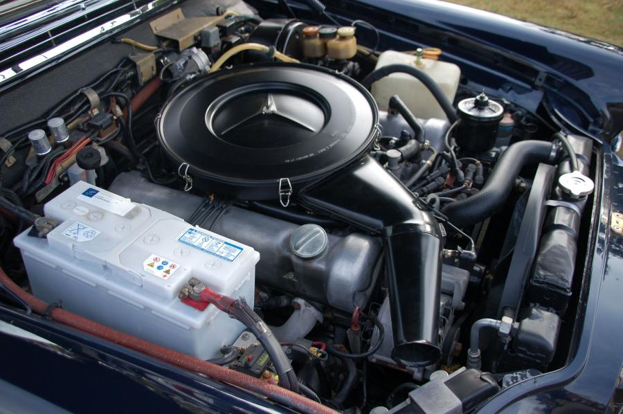  Mercedes-Benz 280 SE 3.5 Cabriolet 1971 года  (фото 24 из 84)